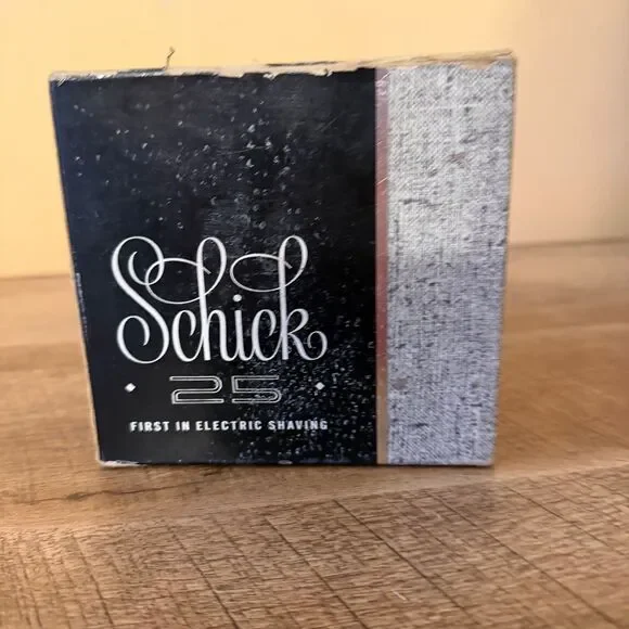 vintage Schick 25 electric shaver complete with original case and advertisements - Picture 2 of 6